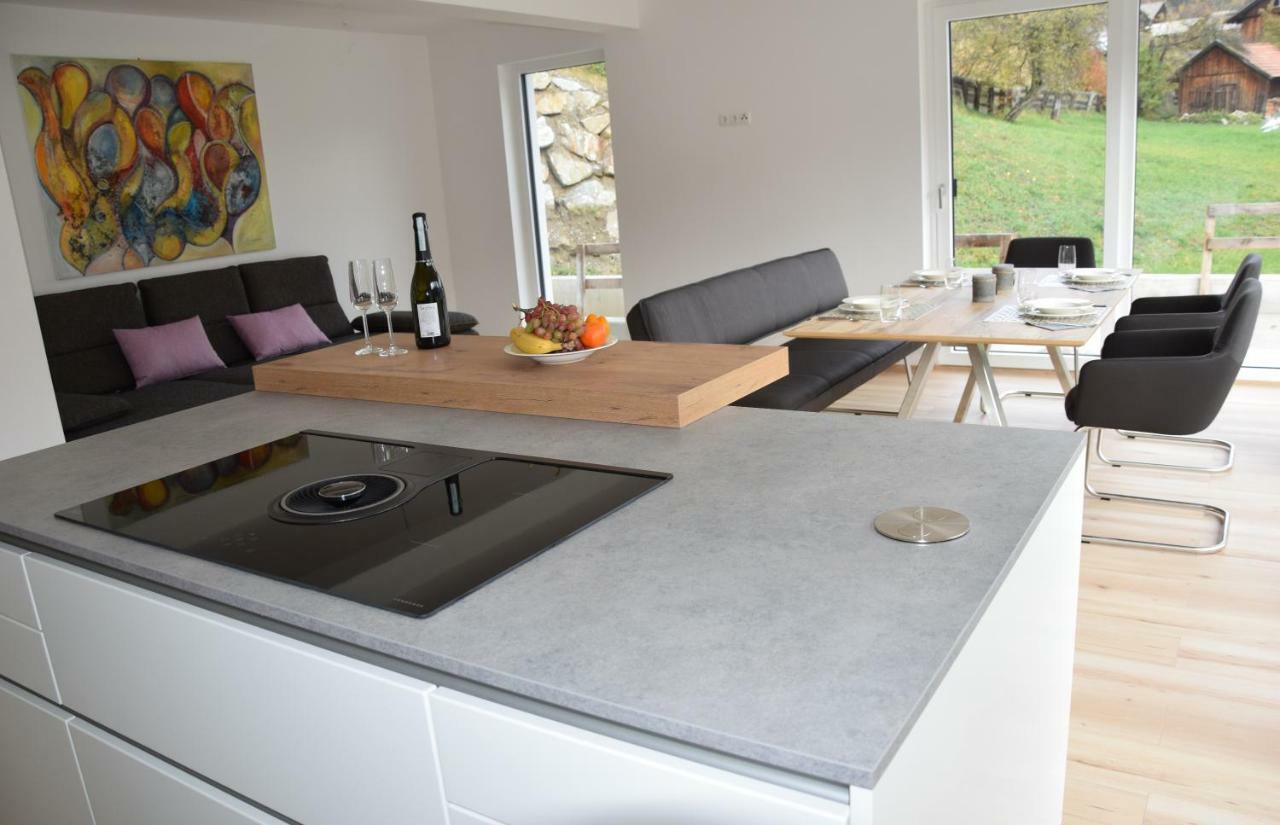 Ferienhaus Lurger ชตราสเซิน ภายนอก รูปภาพ